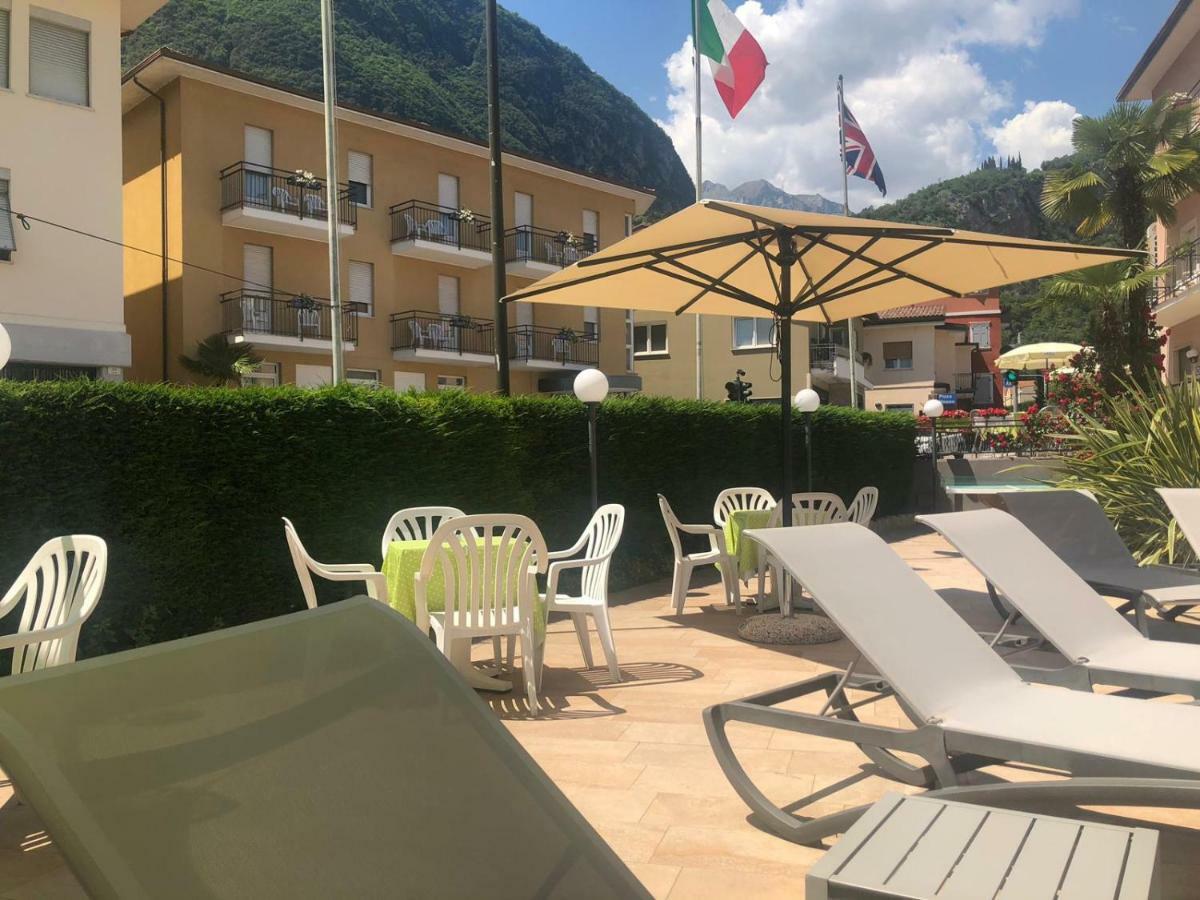 Hotel Alberello Riva del Garda Exterior photo
