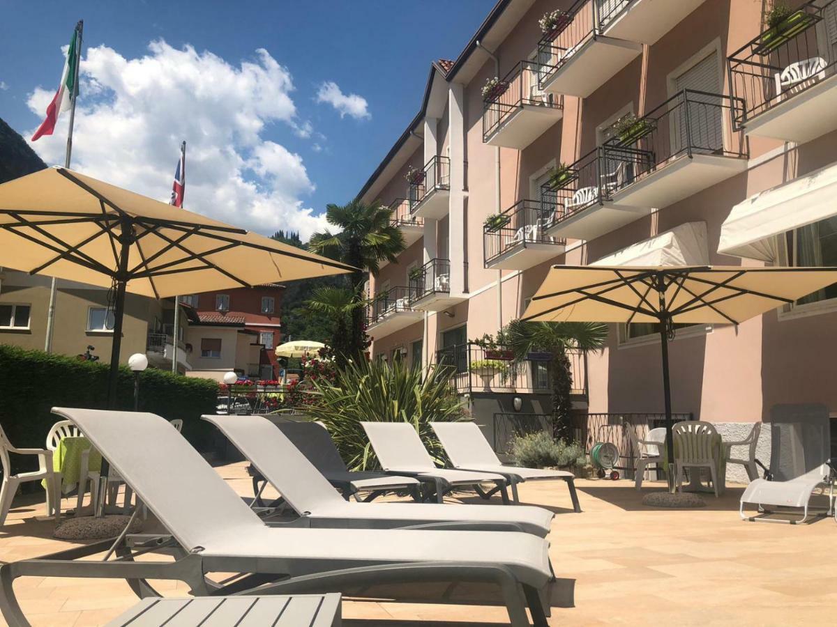 Hotel Alberello Riva del Garda Exterior photo